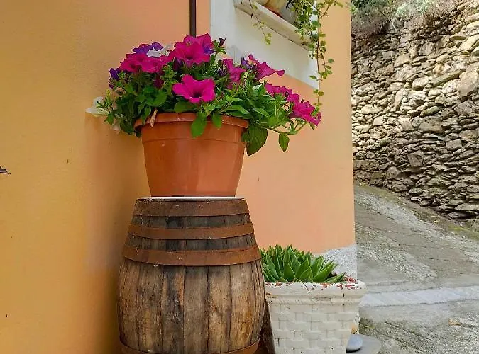 Sole Feriehus Borghetto d'Arroscia
